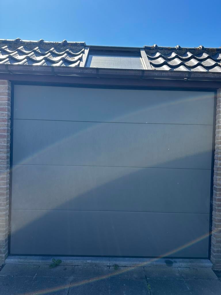 Elektrische garagepoort, Oostende