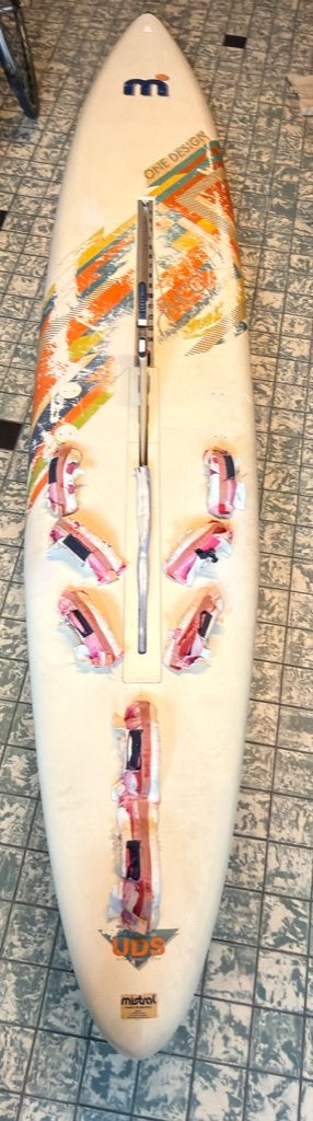 Windsurfboard met zwaard Mistral One Design, Sports nautiques & Bateaux, Mistral, Planche, Avec aileron(s), Enlèvement