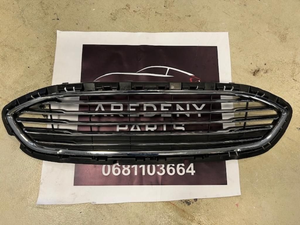 Ford Fiesta 7 MK7 Grille Grill Chrome H1BB-8B271-B1, -, -, -, Enlèvement ou Envoi