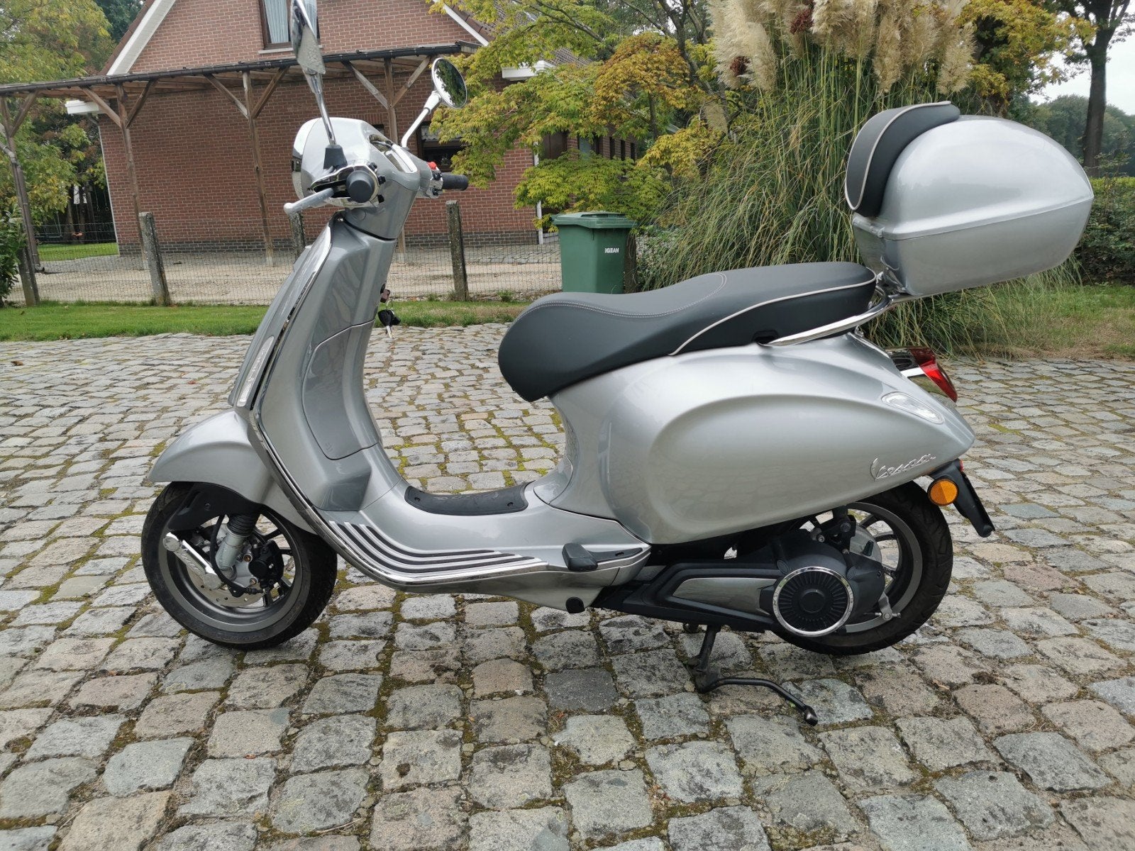 vespa primavera elettrica 45km/u.klasse b.slechts 6500 km., 0 cm³, Comme neuf, Classe B (45 km/h), Enlèvement