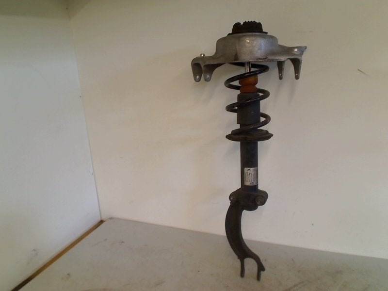 JAMBE DE FORCE AVANT DROIT Audi A4 Avant (B8) (8T0413031AE), Auto-Union-Straße  1,
85057  Ingolstadt, DE, Info@audi.de, Audi, Utilisé