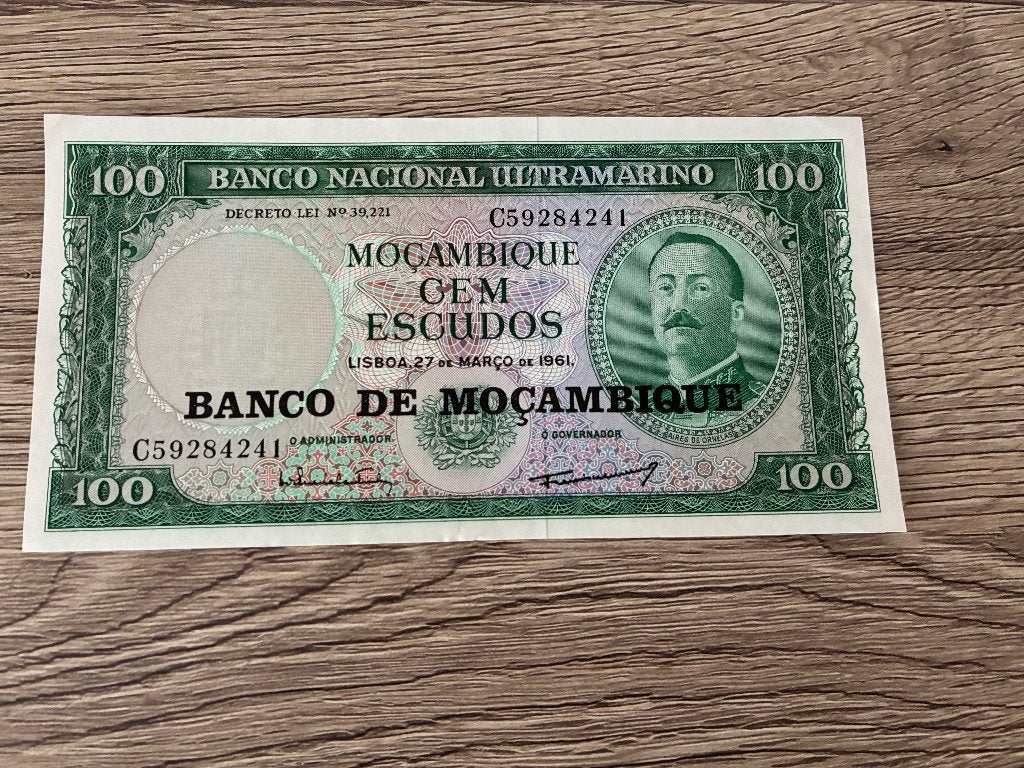 100 ESCUO MOCAMBIQUE 1961, Timbres & Monnaies, Billets de banque | Asie, Enlèvement ou Envoi, Asie centrale, Billets en vrac