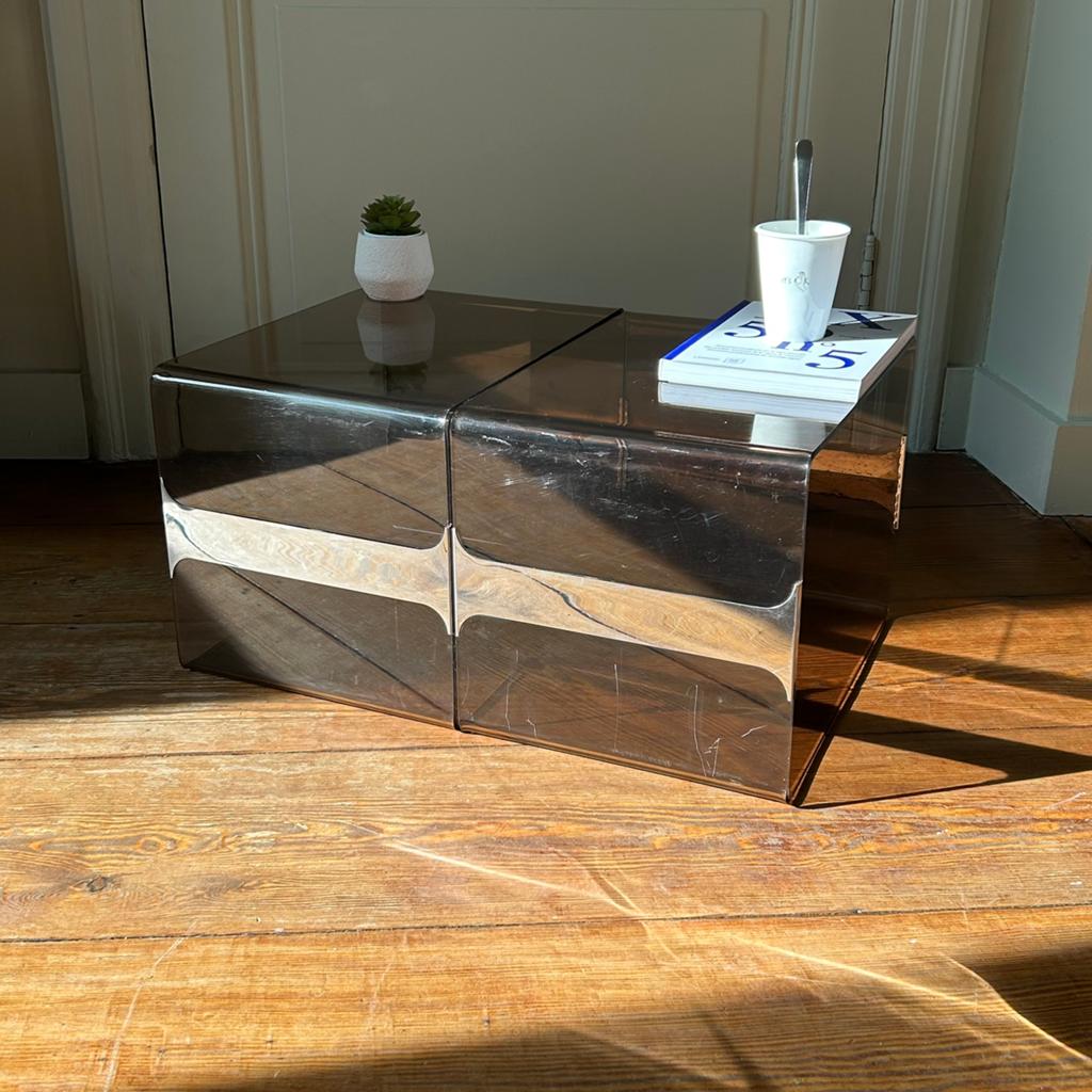 Tables d'appoint vintage en plexiglas, style Michel Dumas, Enlèvement