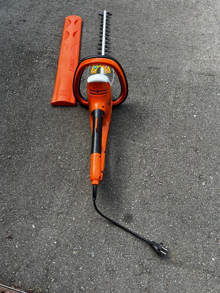 Taille haies électrique STHIL, Enlèvement, Utilisé, Électrique, Stihl