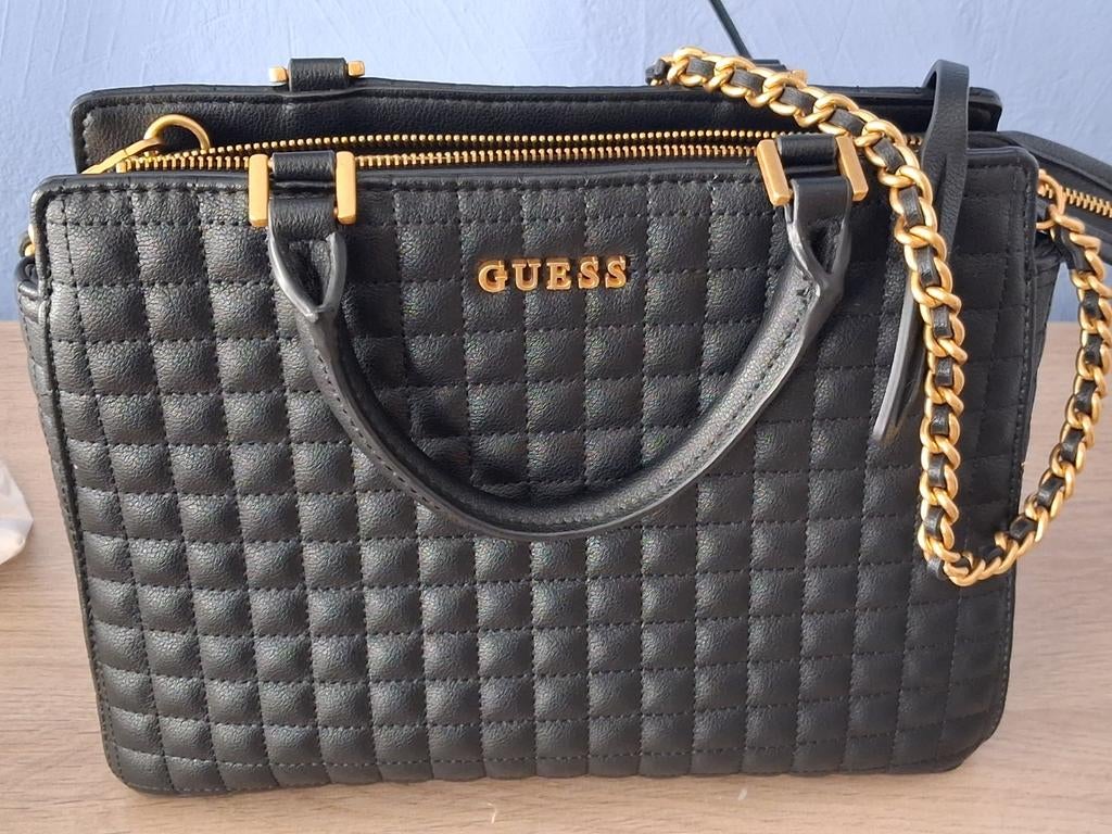 Sac guess, Ophalen