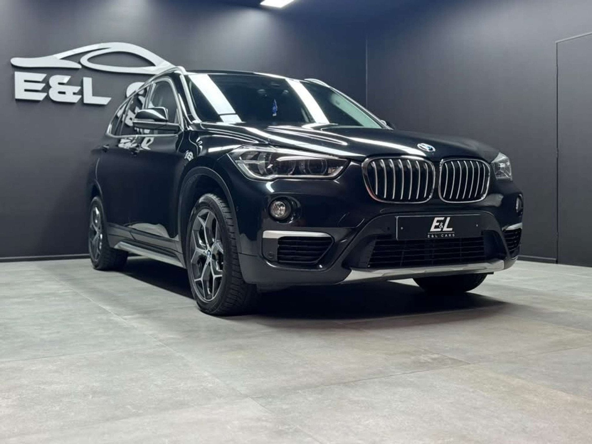 BMW X1 X1 2.0 dAS sDrive18 *12 mois de garantie*, X1, Achat, Entreprise, Noir