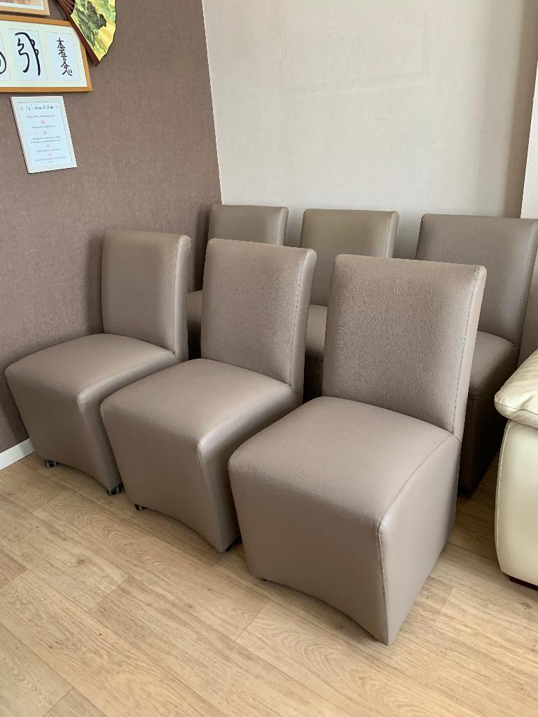 6 prachtige eetkamerstoelen, Huis en Inrichting, Stoelen, Gebruikt, Vijf, Zes of meer stoelen, Kunststof, Overige kleuren, Ophalen
