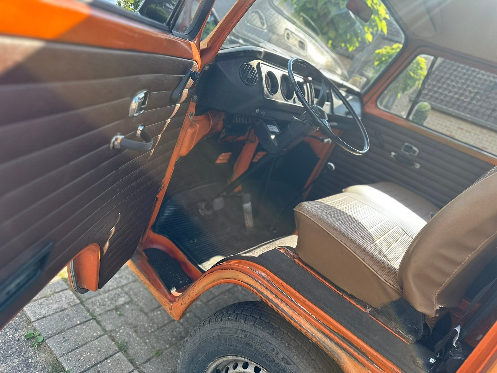Volkswagen T2 Enka Pick-up uit 1975, foto 8
