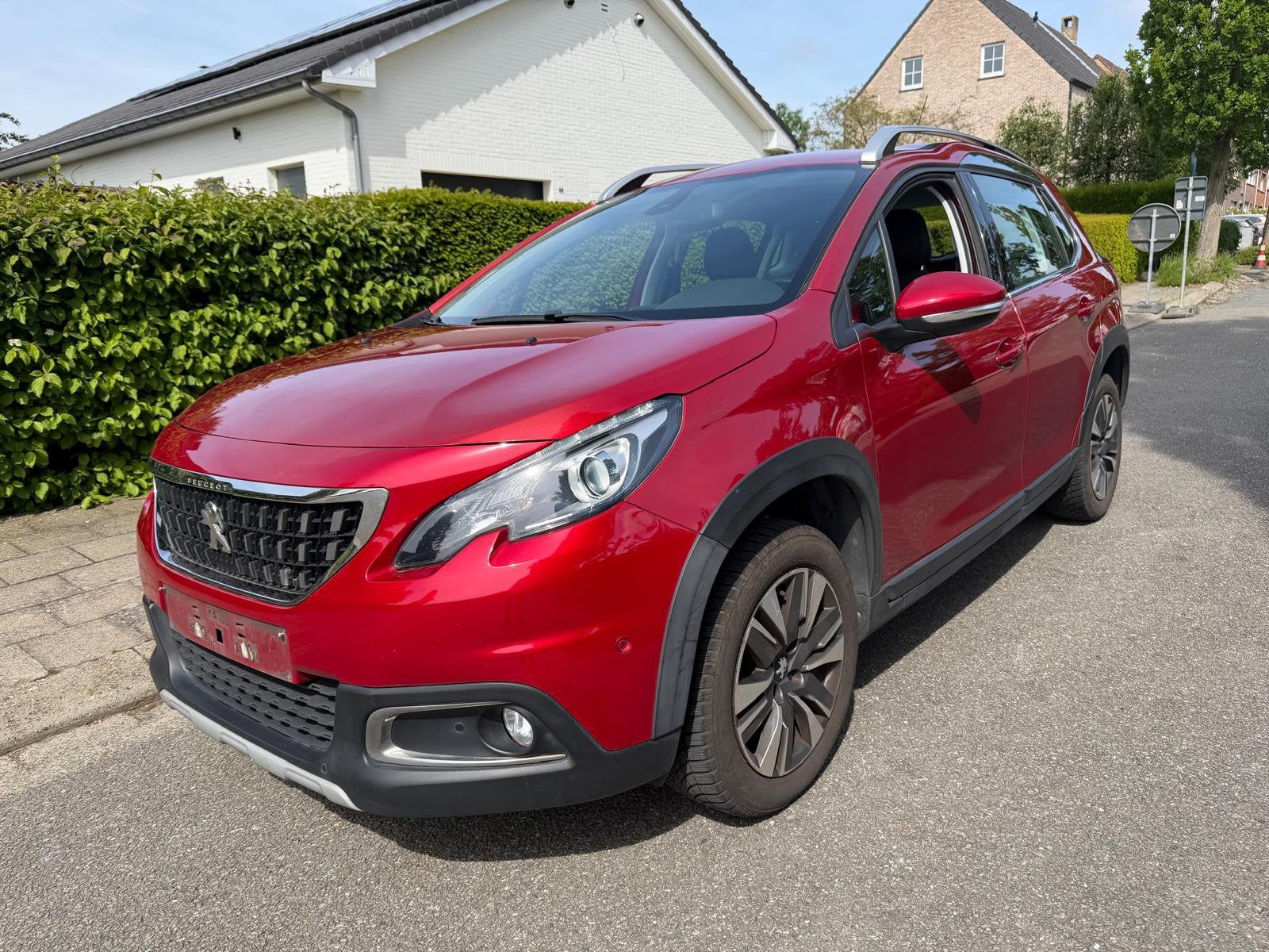 Peugeot 2008 / 1.2 Benzine Euro 6b / 103.000 km, Auto's, Peugeot, 4 deurs, Leder en Stof, Handgeschakeld, Particulier