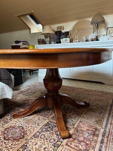 ovale eettafel in kerselaar, Ophalen, 100 tot 150 cm, 200 cm of meer, Zo goed als nieuw