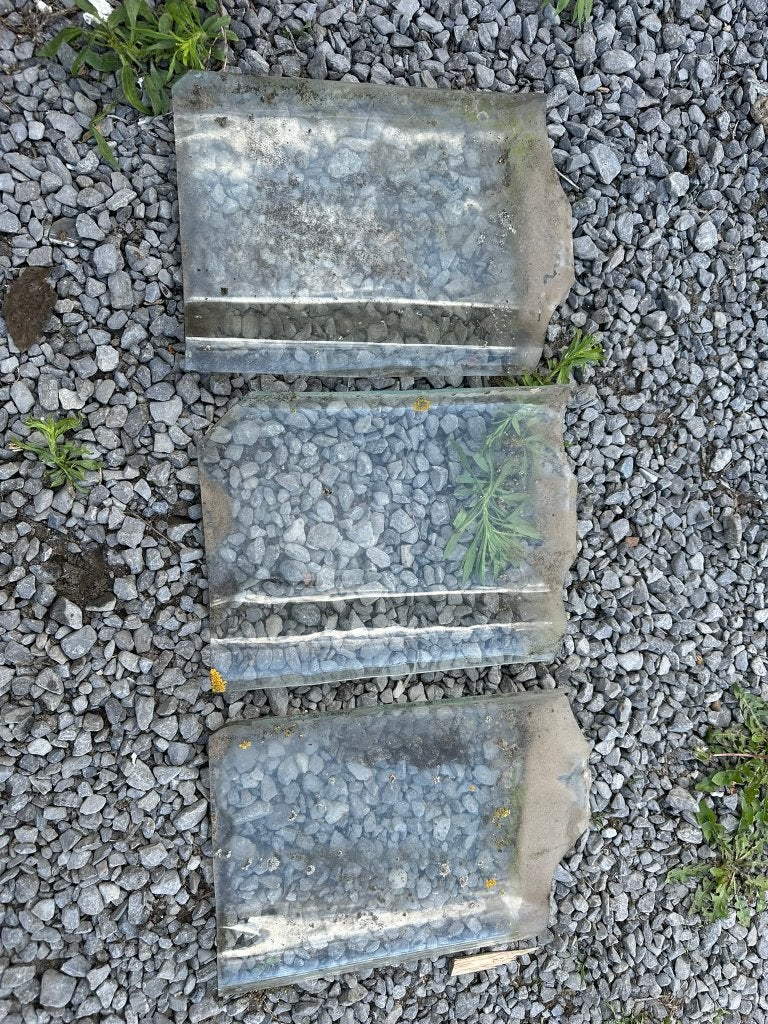 Glazen franse dakpan, Ophalen, Gebruikt