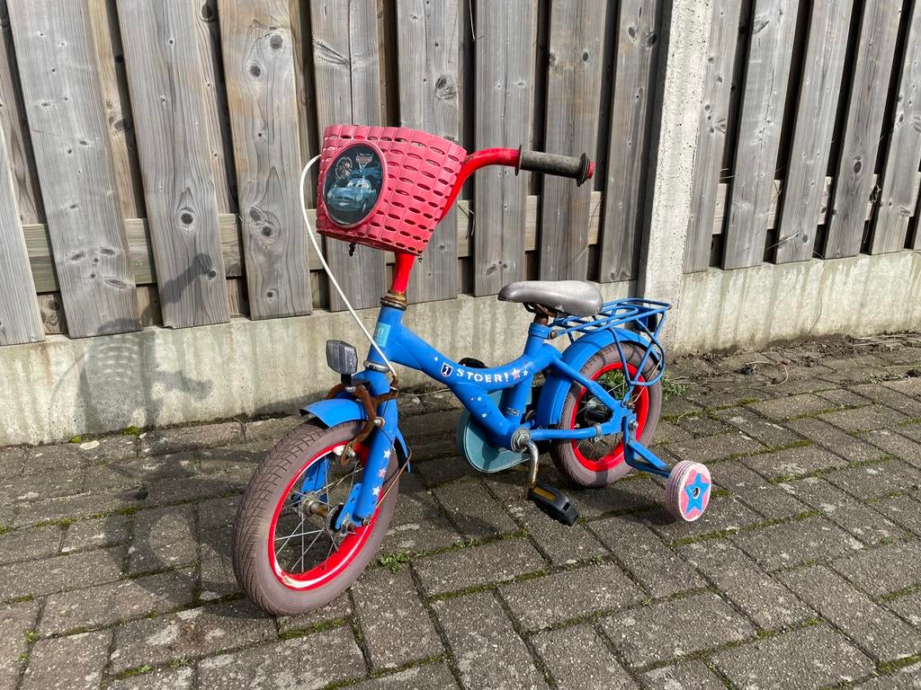 Cars kinderfiets met zijwieltjes, Ophalen, Zo goed als nieuw, Zijwieltjes