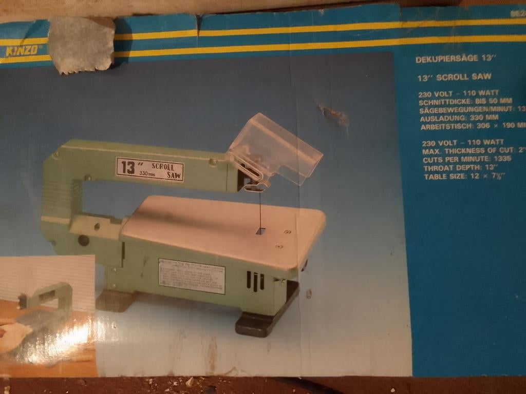 Scie mecanique KINZO 220V. 50 Euros, Enlèvement, Neuf