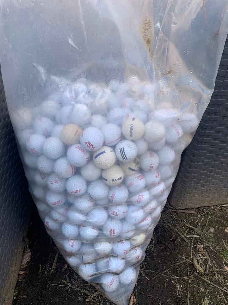 Golfballen range. 780 stuks, Sport en Fitness, Ophalen, Zo goed als nieuw