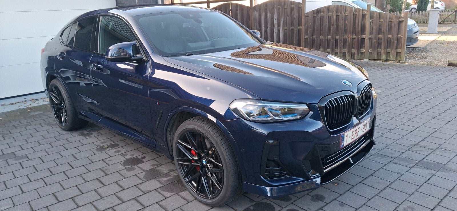 BMW X4 3.0i Xdrive 2023, Auto's, Automaat, Dealer onderhouden, Blauw, Leder