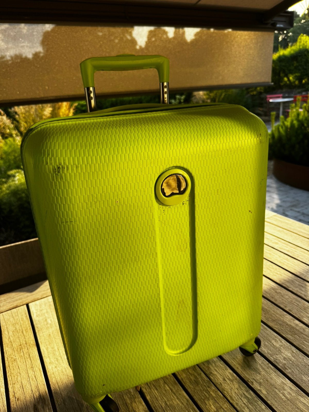 Valise cabine Delsey verte, 35 à 45 cm, Plastique souple, Comme neuf, Enlèvement