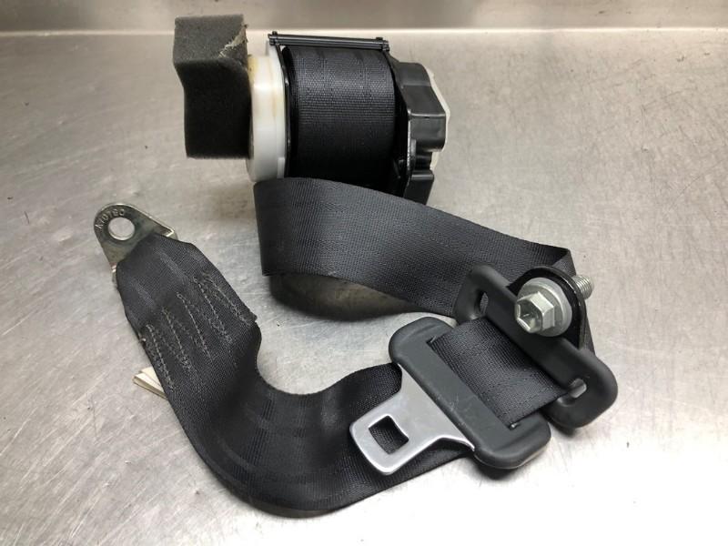 CEINTURE DE SECURITE ARRIERE GAUCHE Daihatsu Materia, Autos : Pièces & Accessoires, Habitacle & Garnissage, Daihatsu, Utilisé