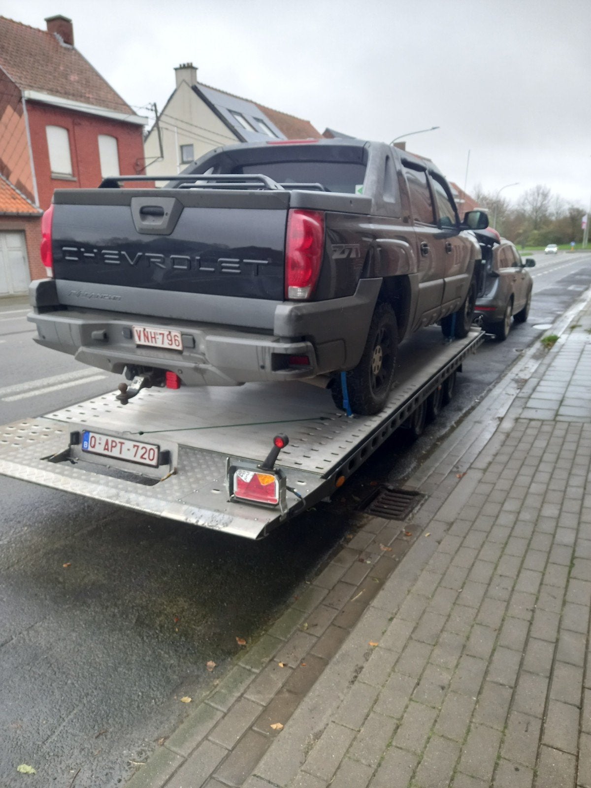 Chevrolet avalanche 2002 onderdelen, Autos, Chevrolet, Particulier, Avalanche, 4x4, Ordinateur de bord, Attache-remorque, Automatique
