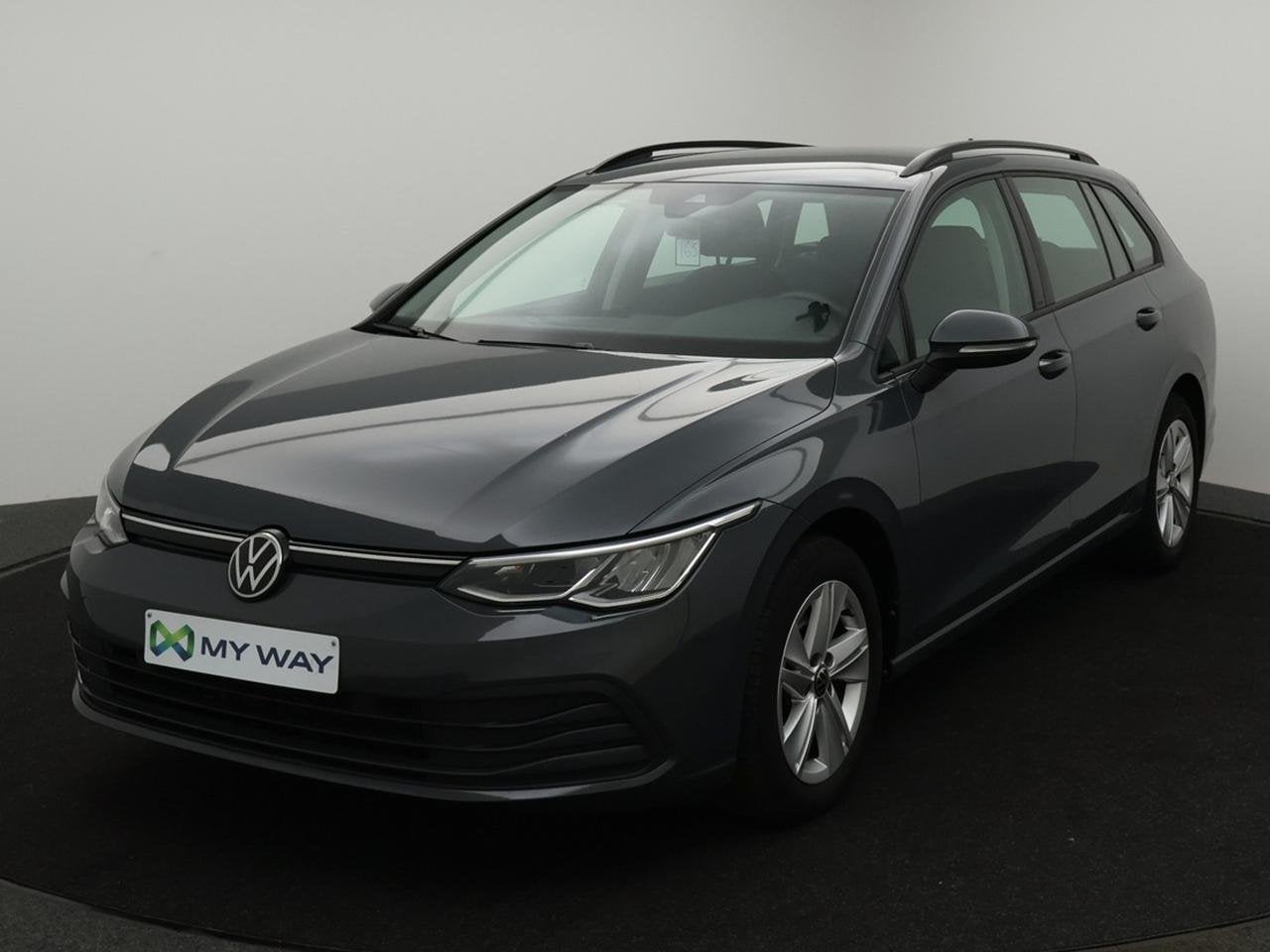 Volkswagen Golf VIII SW Golf SW 1.0 eTSI Life Business OPF D, Auto's, Automaat, https://public.car-pass.be/vhr/9f9ed16c-0114-487e-a0f5-e5cb874cd1a0