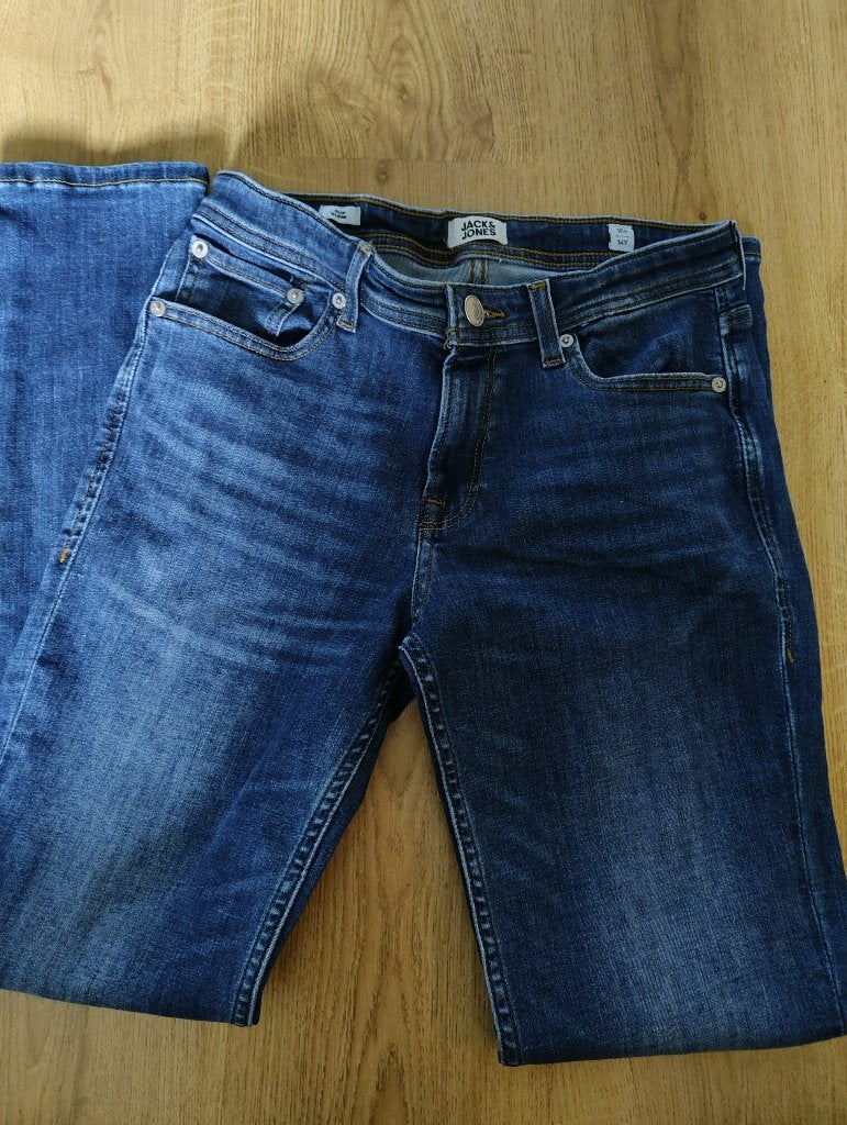 Jeans 14 ans garçons slim Jack et jones, Enfants & Bébés, Garçon, Enlèvement ou Envoi, Comme neuf, Pantalon
