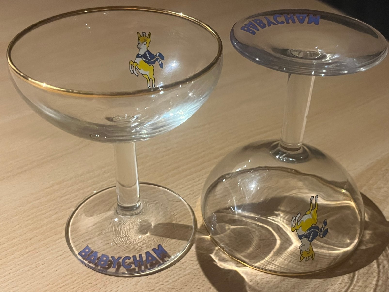 2 babycham glazen, Enlèvement
