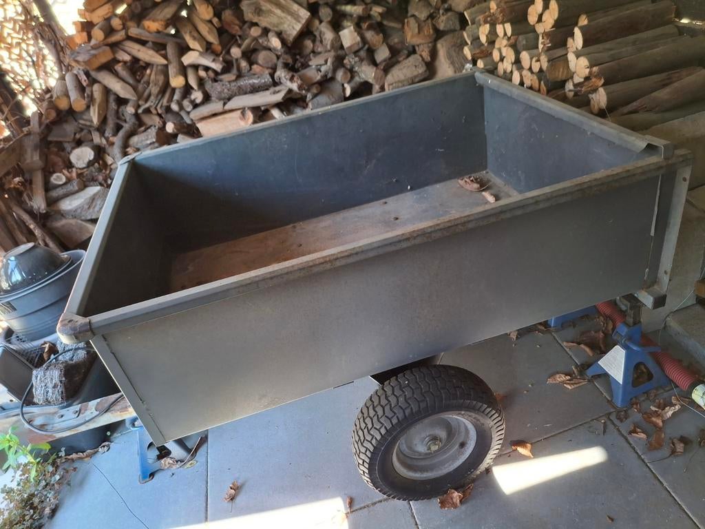 Aanhangwagen voor zitmaaier +/- 130 x 90 cm, Ophalen
