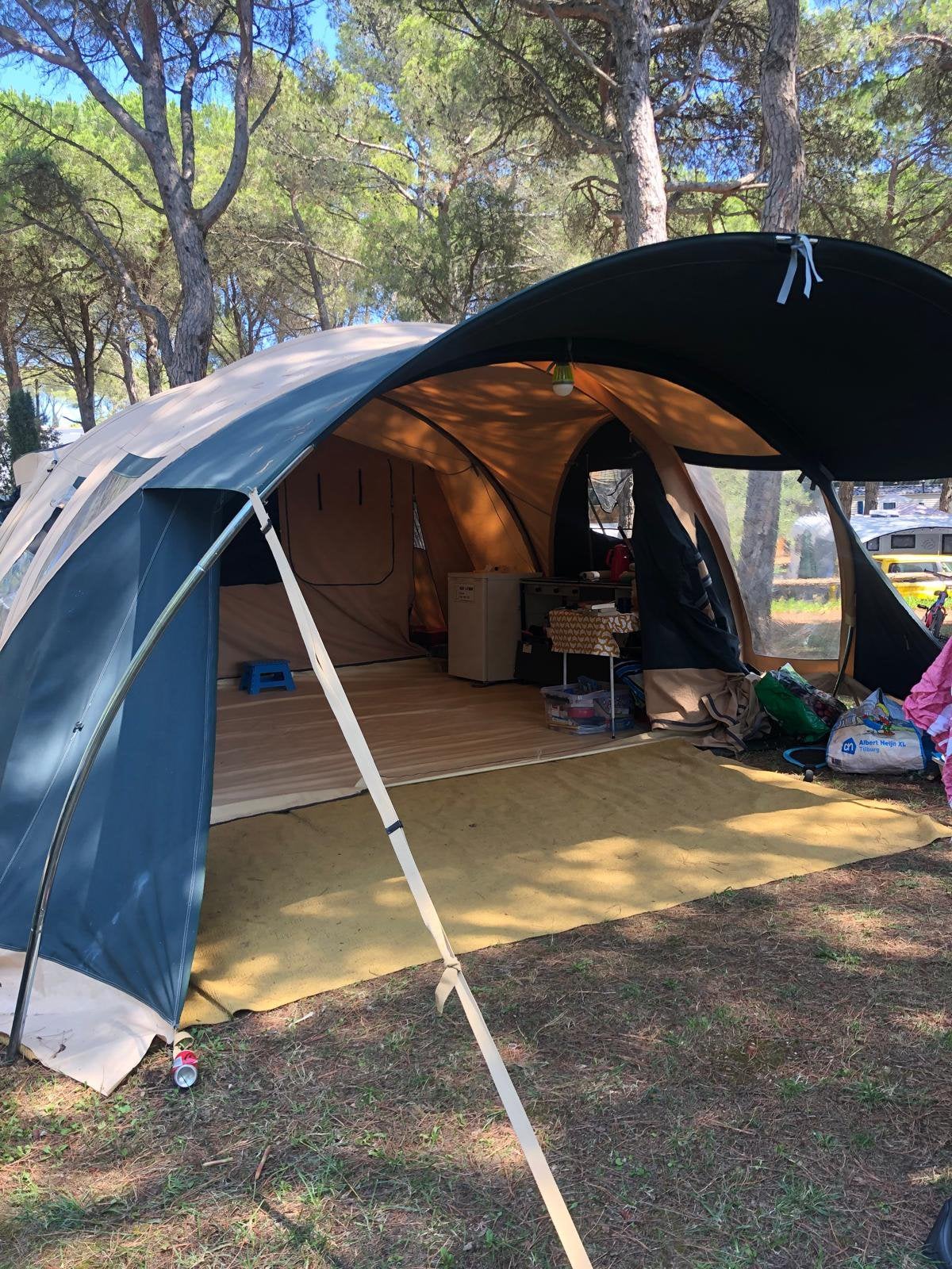 Cabanon Imperia Deluxe (2018 / 6 personen), Caravans en Kamperen, Ophalen, Beige, Cabanon, Aanwezig