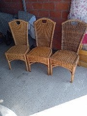 Chaises en rotin, Rotin