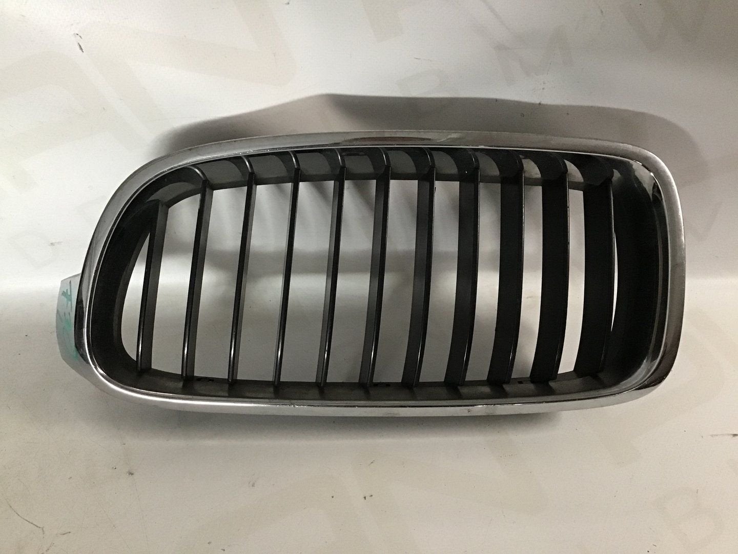 Grille links chroom BMW F30/F31 51137255411, -, Utilisé, -, Enlèvement ou Envoi