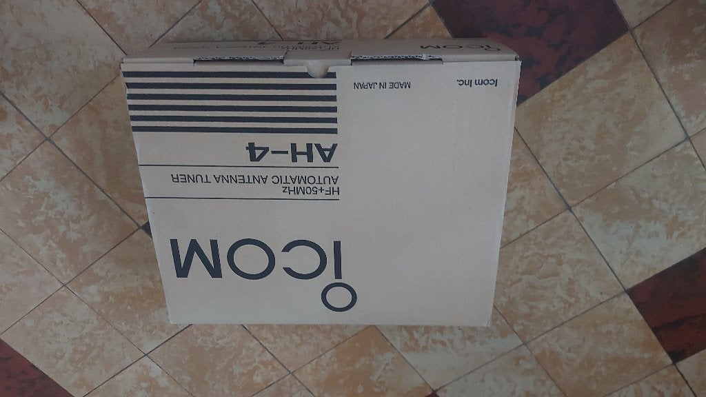 ICOM AH4 tuner, antenne, oupleur, Telecommunicatie, Antennes en Masten, Ophalen of Verzenden, Nieuw, Accessoires