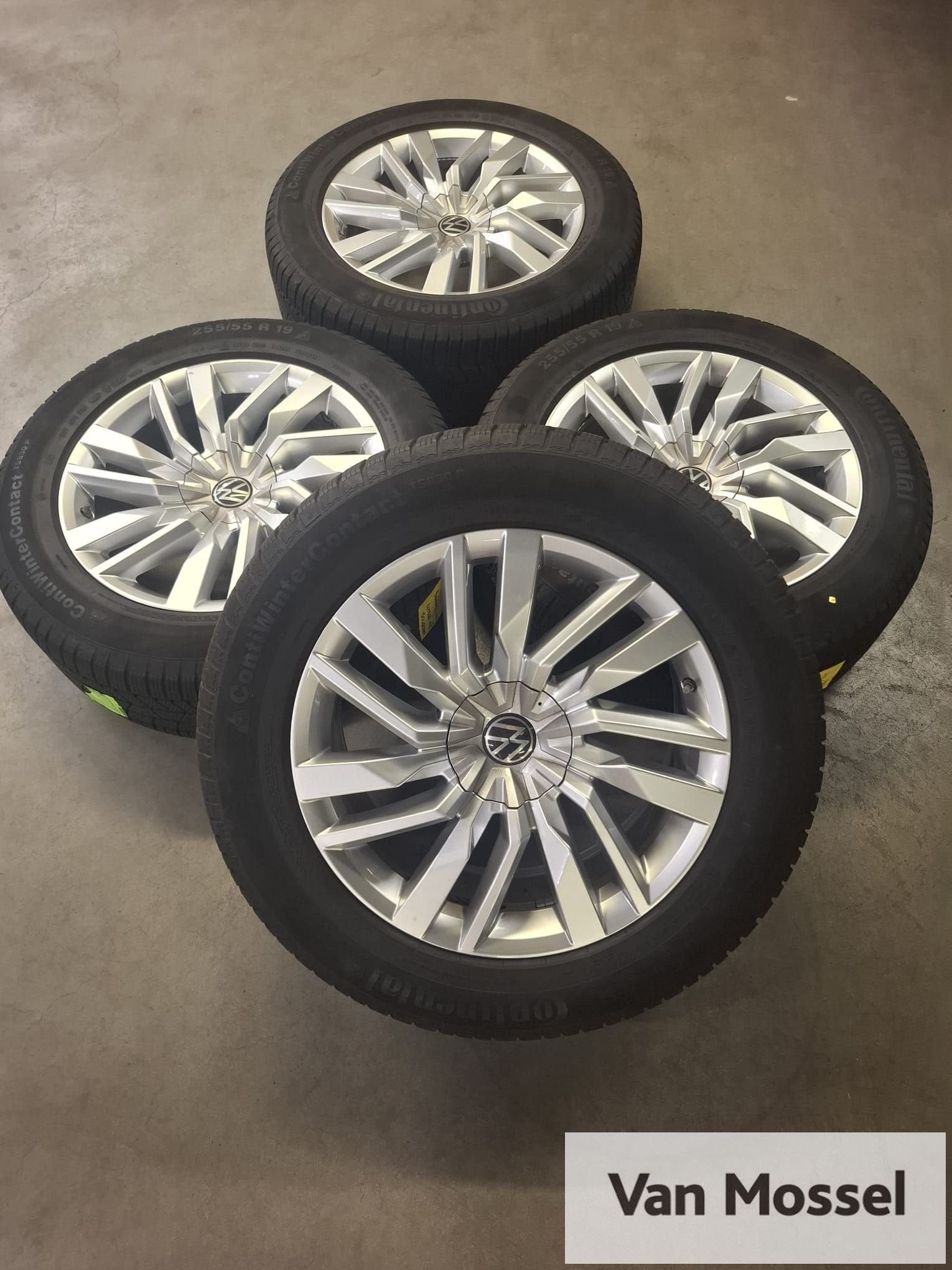 Volkswagen Touareg Continental ContiWinterContact TS830P 255, 19 inch, Gebruikt, 255 mm, -