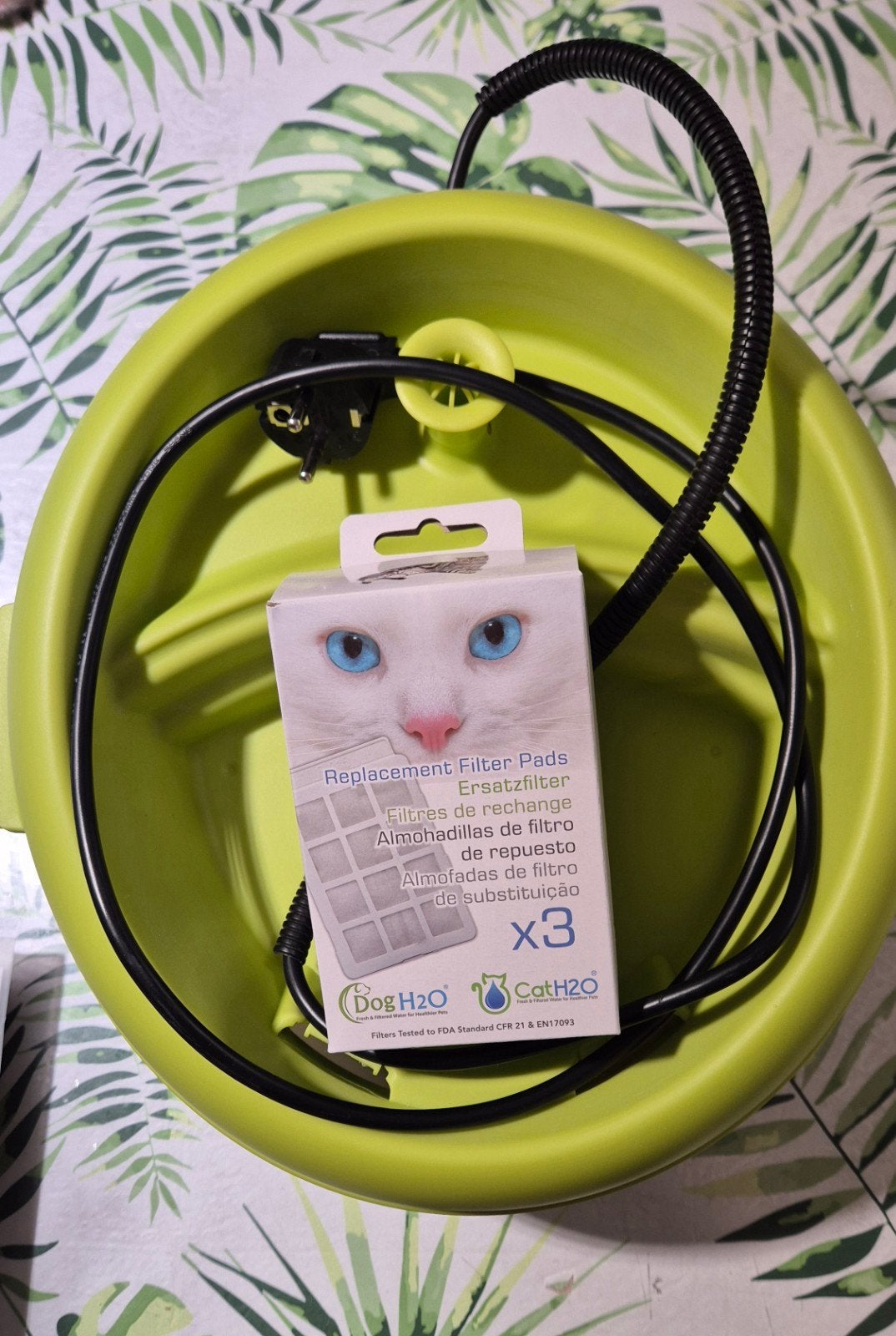 Dog H2O / Cat H2O XL Drinkfontein (6 Liters), Dieren en Toebehoren, Ophalen of Verzenden