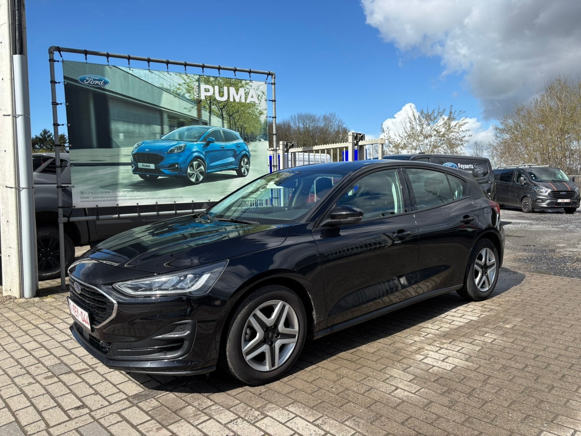 Ford Focus Focus 1.5 ecoblue cool & connect (bj 2022), Auto's, Focus, Stof, 95 pk, Zwart