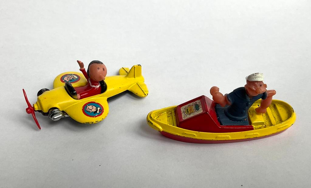 Set van 2 Corgi figuren - vliegtuig Olive en boot Popeye, Verzamelen, Ophalen, Gebruikt