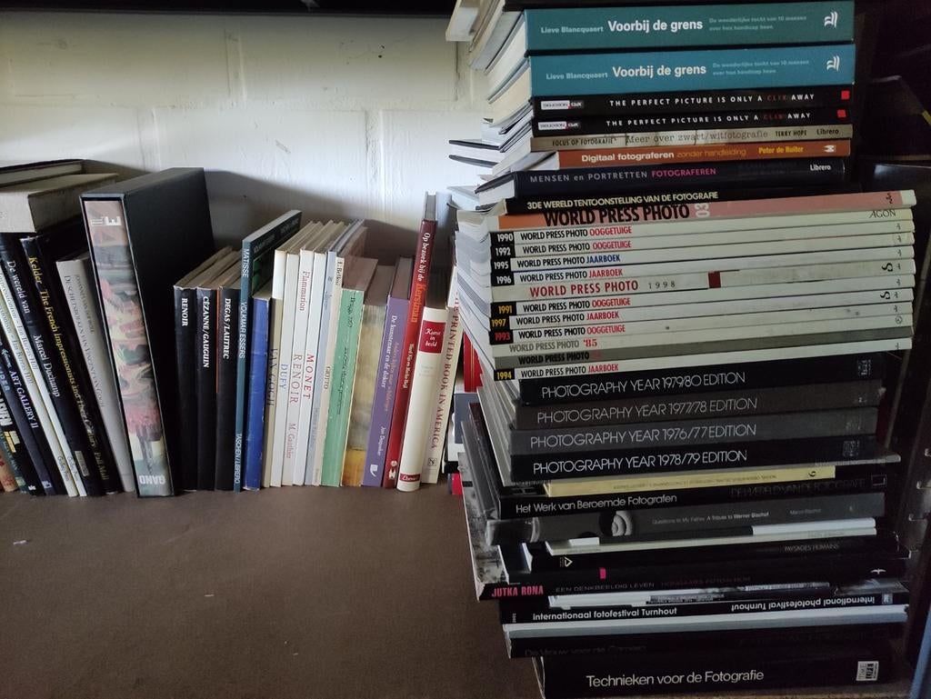 Enorm lot boeken : grote bibliotkeek, Ophalen