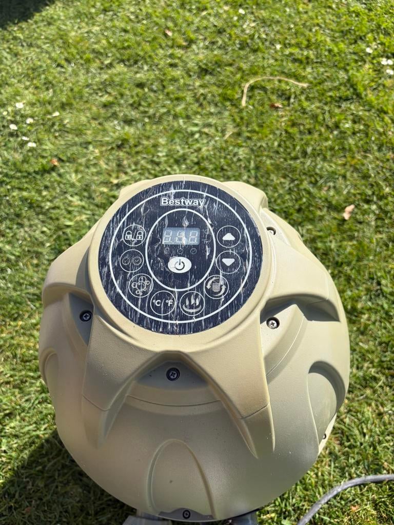 Jacuzzi pomp Bestway, Tuin en Terras, Ophalen, Zo goed als nieuw, Pomp
