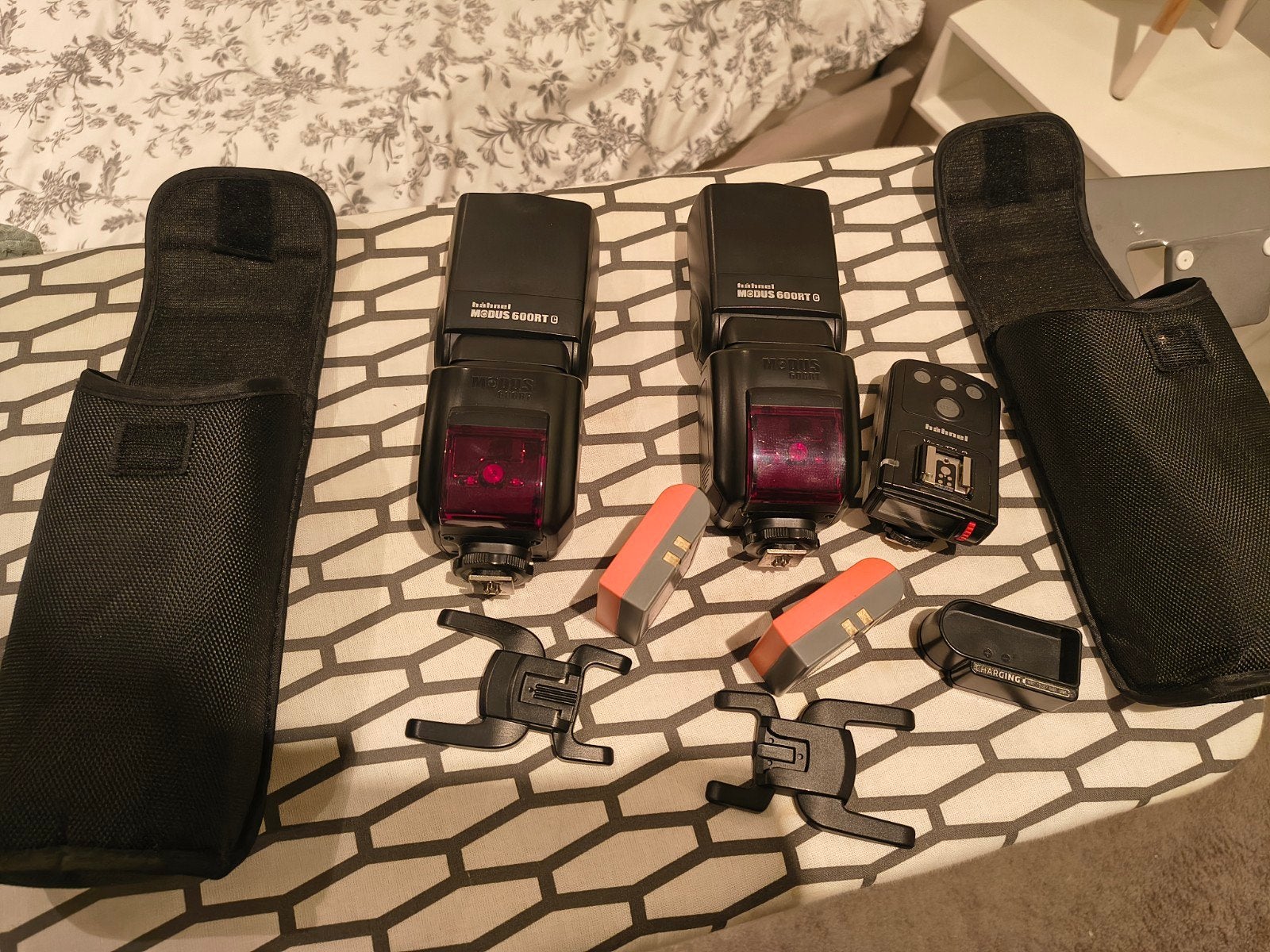 2 flitsers, 2 diffusers en 2 tripods. Complete lighting set!, Ophalen, Gebruikt, Canon