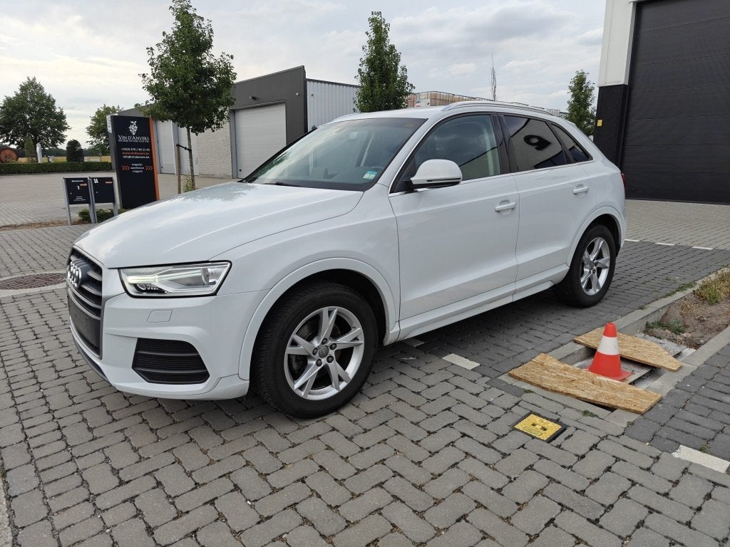 Audi Q3 1.4 TFSI automaat, 4 deurs, 4 cilinders, Wit, Leder