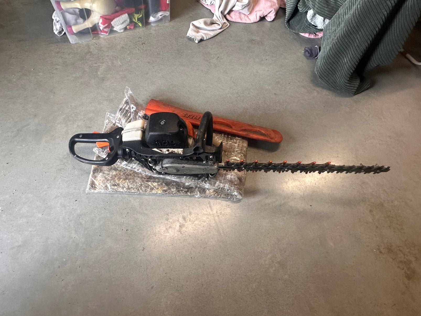 Stihl 81t, Ophalen, Zo goed als nieuw