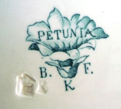 Série de 14 assiettes Boch Pétunia 1920, Antiquités & Art, Enlèvement