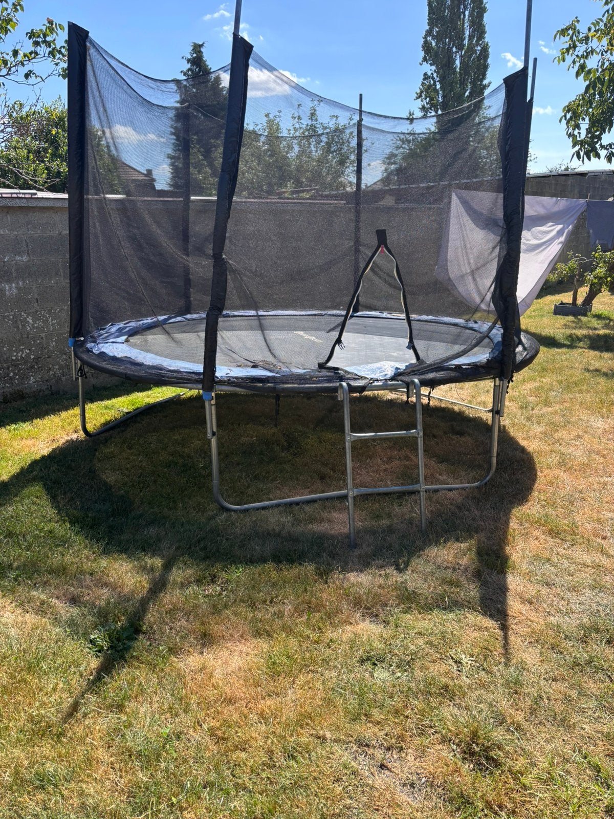 Trampoline, Enfants & Bébés, Jouets | Extérieur | Trampolines, Enlèvement, Utilisé