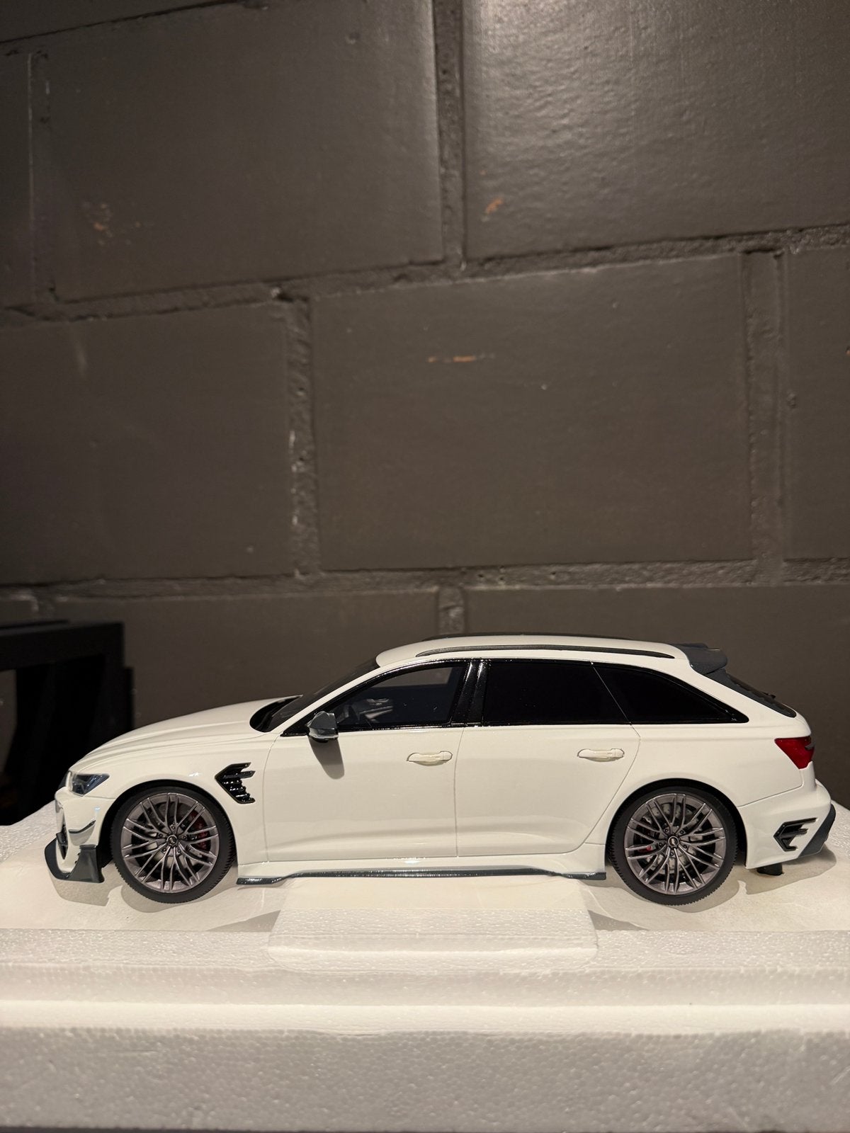 Topspeed Models Audi RS6-R, Hobby & Loisirs créatifs, Voitures miniatures | 1:18, Enlèvement