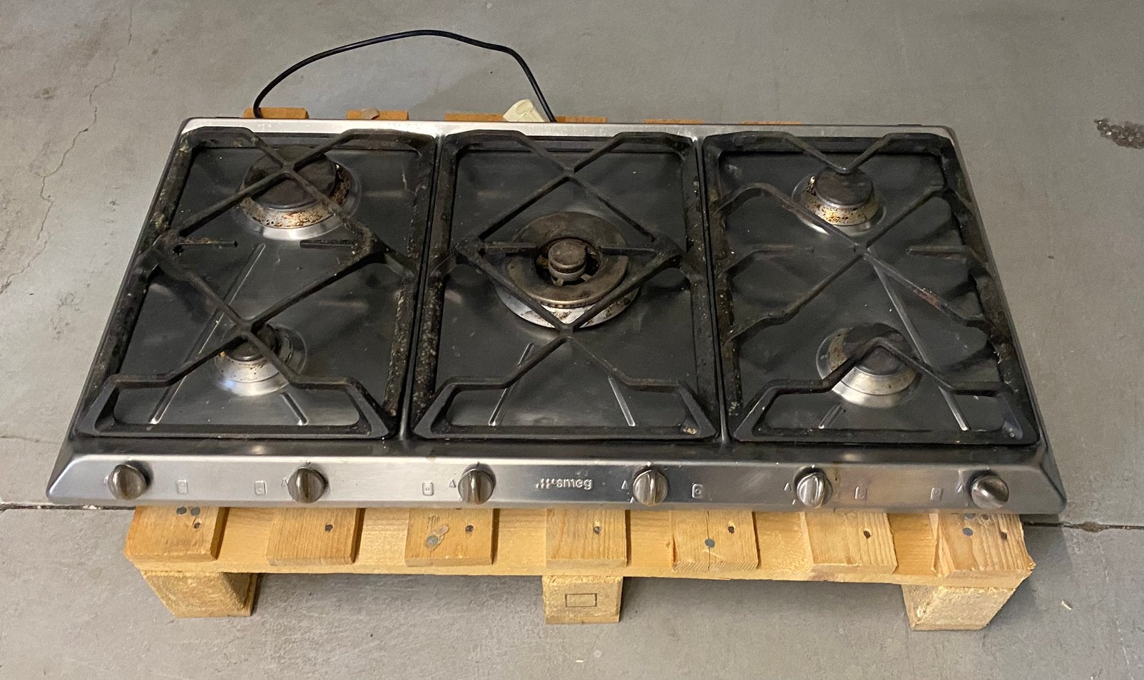 Table de cuisson à gaz Smeg SR596GXBE à 5 brûleurs, Electroménager, Tables de cuisson, Gaz, Encastré, Enlèvement, Utilisé