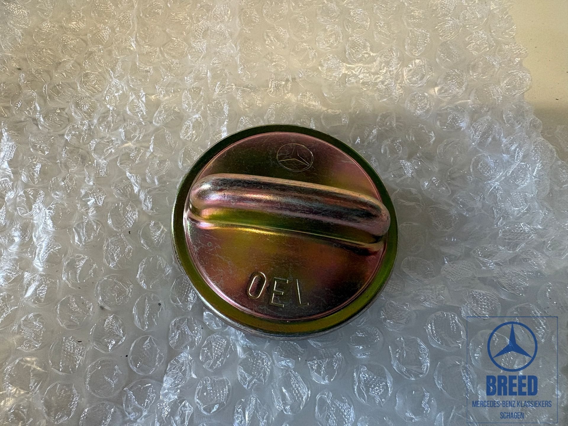 NOS olievuldop voor Mercedes-Benz R107 W108 W109 W114 W115 W, Neuf, -, -, Enlèvement ou Envoi