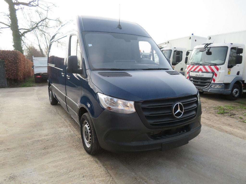 Mercedes-Benz Sprinter 311CDi - FWD - 17.736km - A2H2 - 2019, Auto's, Bestelwagens en Lichte vracht, Voorwielaandrijving, Blauw