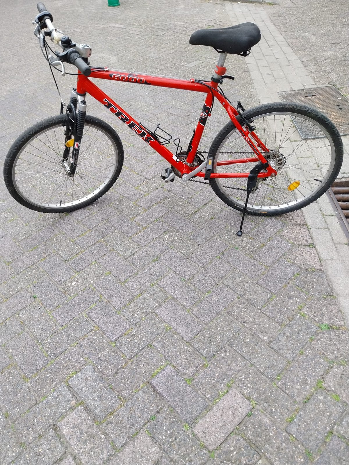Mountainbike trek 6000 met versnellingen en voorvering, Fietsen en Brommers, Fietsen | Mountainbikes en ATB, Ophalen, Zo goed als nieuw