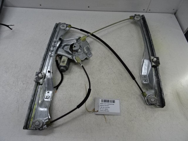 VITRE MECANISME AVANT GAUCHE Renault (8200291145J), Utilisé, Renault