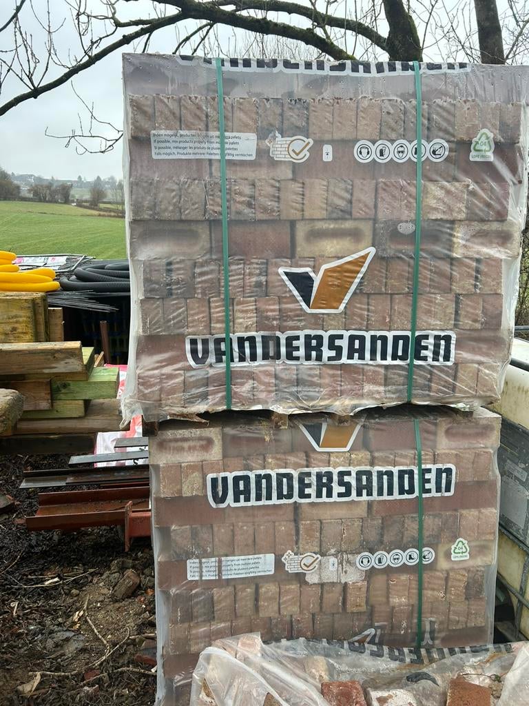 Briques vandersanden Alexia, Enlèvement, Briques