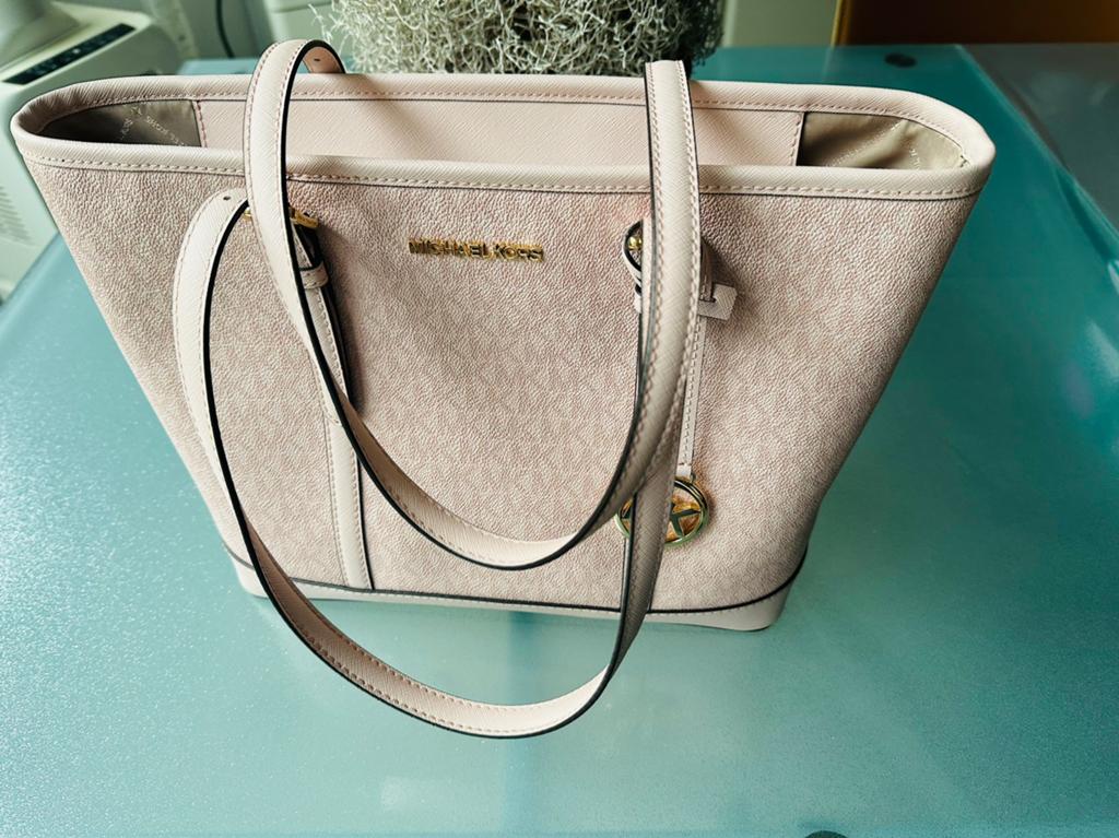 Roze voyager Michael Kors, Handtassen en Accessoires, Tassen | Damestassen, Ophalen of Verzenden, Zo goed als nieuw, Roze