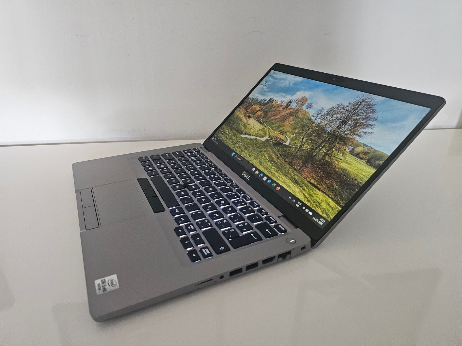 Dell 5410 14" Full HD laptop met i5-10310U VPro processor, 256 GB, Enlèvement ou Envoi, Comme neuf, 4 Ghz ou plus